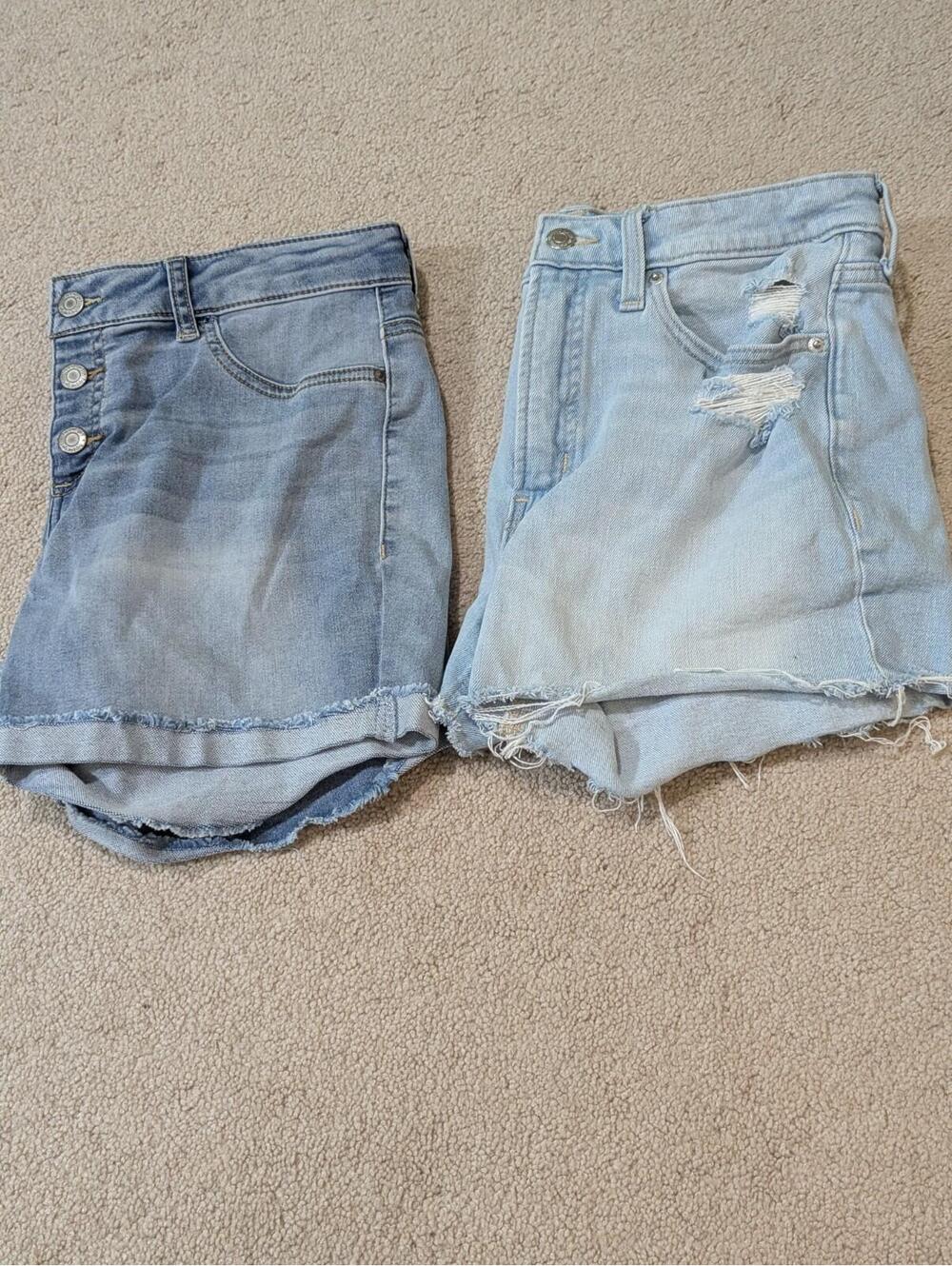 Women's Lot Of 2 Denim Shorts 34x4 And 32x3 Distressed